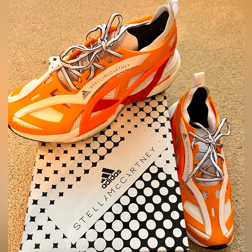 Adidas by Stella McCartney
Solarglide - Women’s 8.5